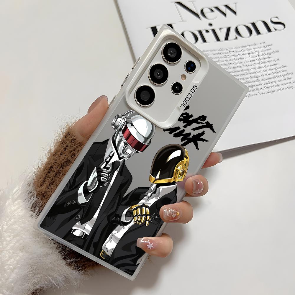 غطاء هاتف بتصميم فرقة دافت بان - مراجعة Phone Cases Galaxy S25 وسعره