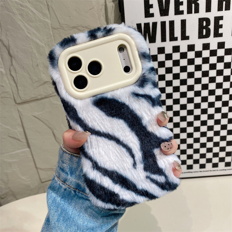 غطاء هاتف فاخر بنمط حمار وحشي  - مراجعة Phone Cases Iphone 17 وسعره
